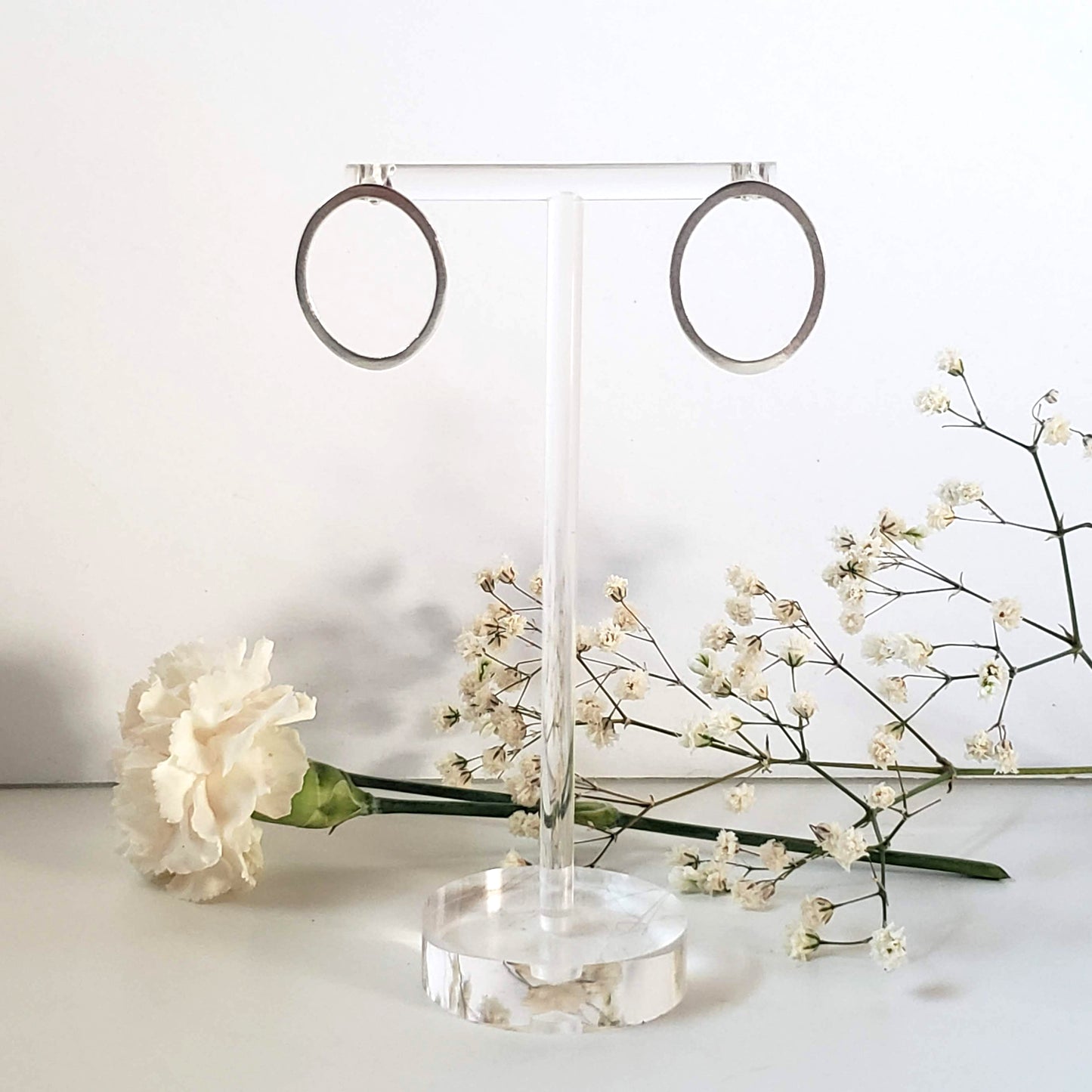 Oval flat circle studs