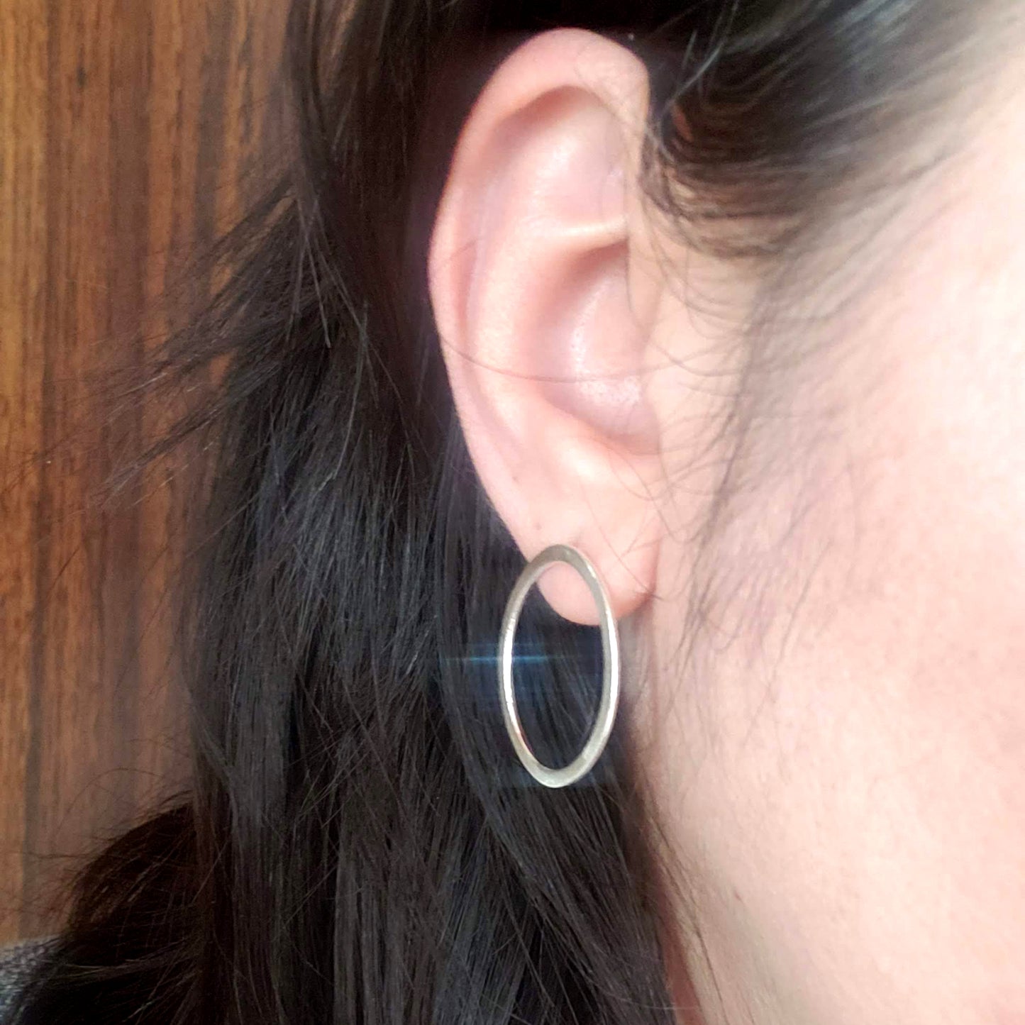 Oval flat circle studs