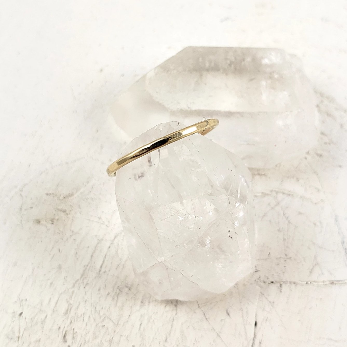 Banda de oro macizo, 1,2 mm, facetada