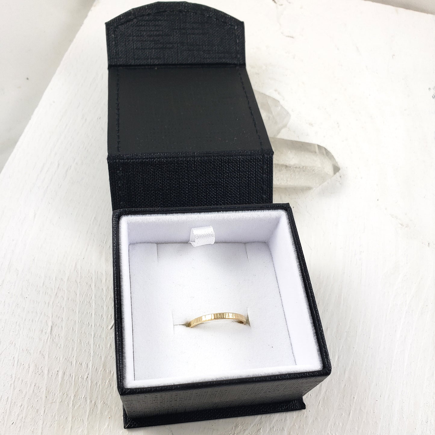 Banda de oro macizo de 2 mm, cepillado