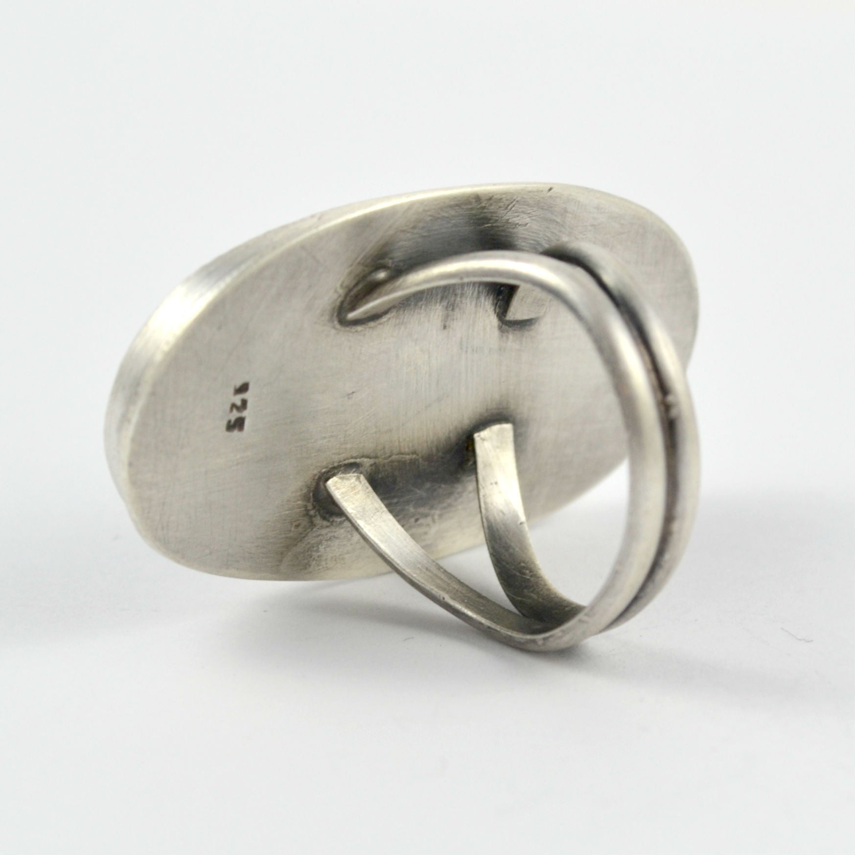 Serpentine Ring - Gemspell